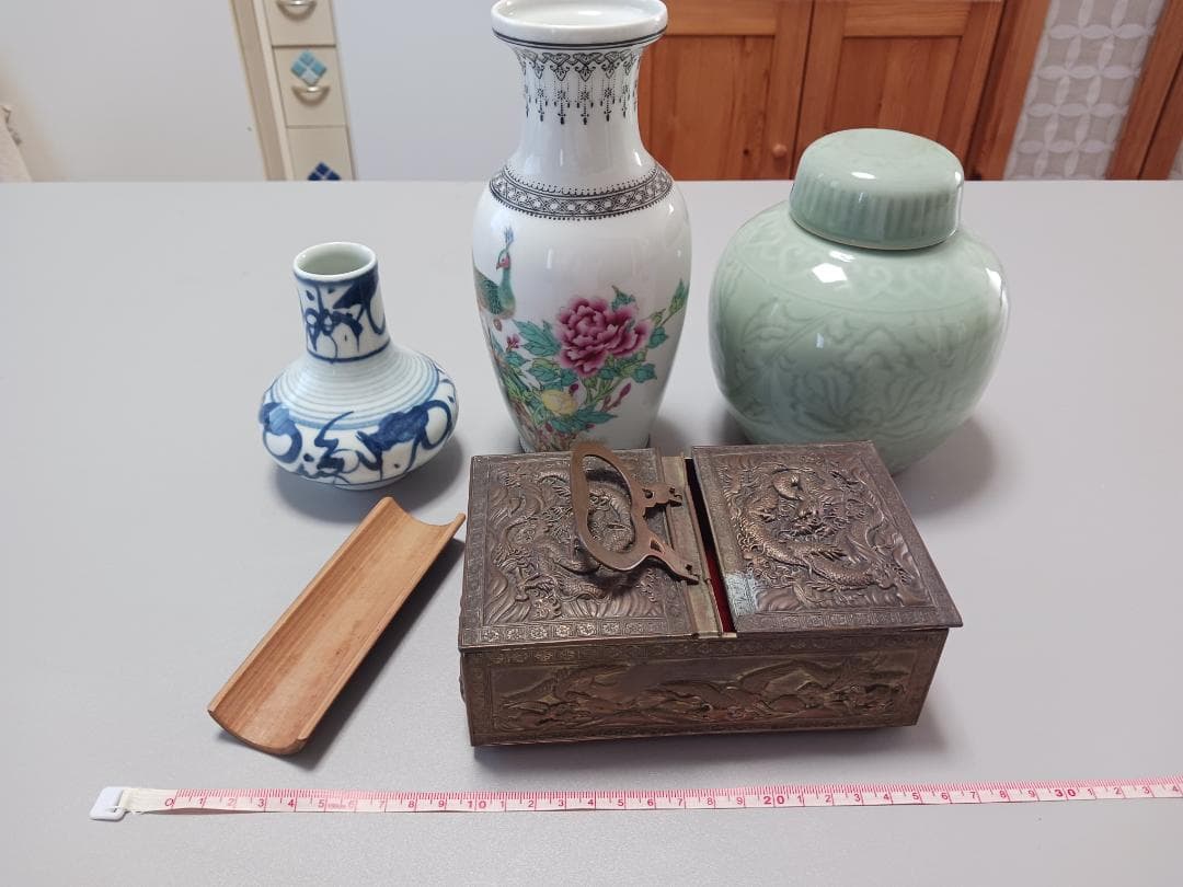 花瓶、茶入れ金属箱などのセット　景徳鎮　ビンテージ