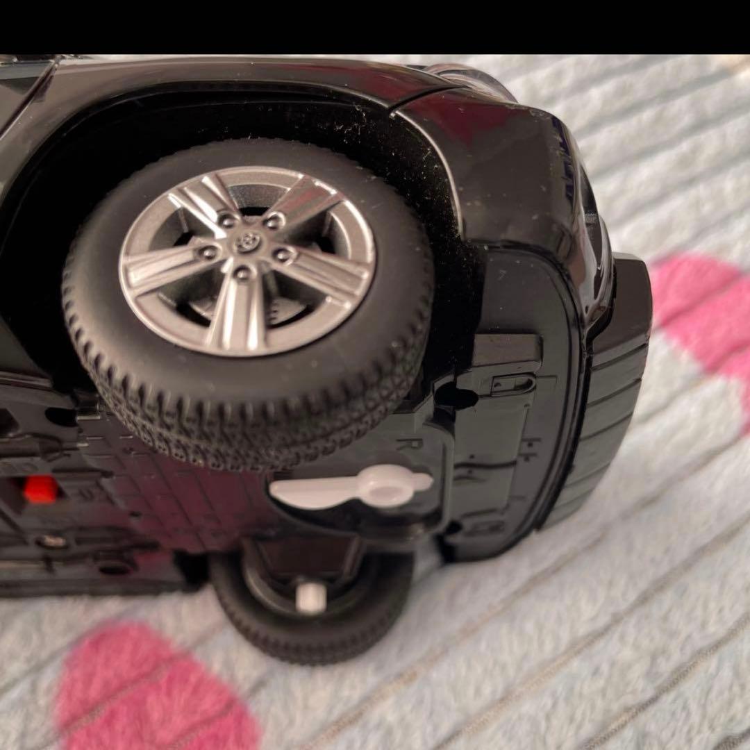 トヨタ 非売品 LAND CRUISERランドクルーザVX.R V8 ミニカー