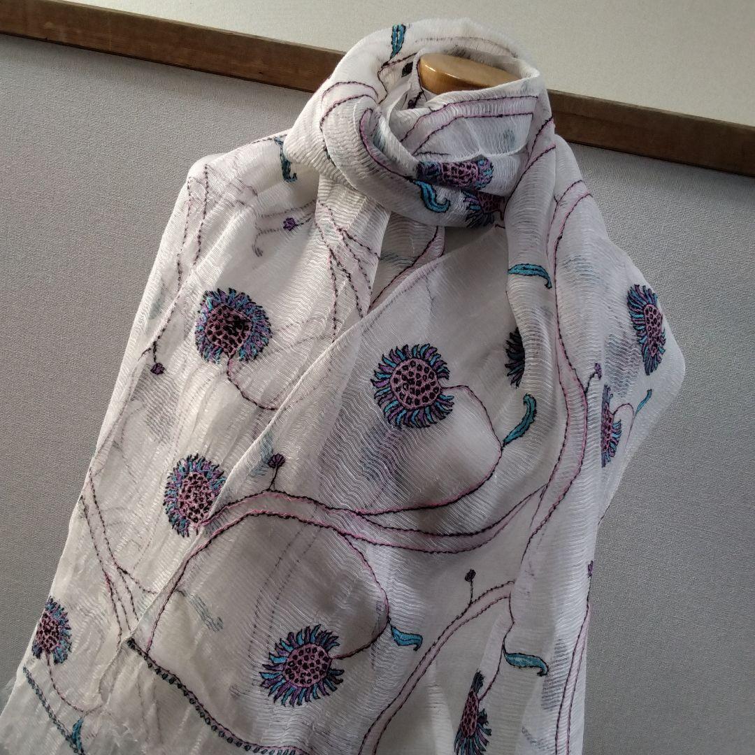 新品未使用品　TARA BLANCA ターラブランカ 高級手刺繍ストール