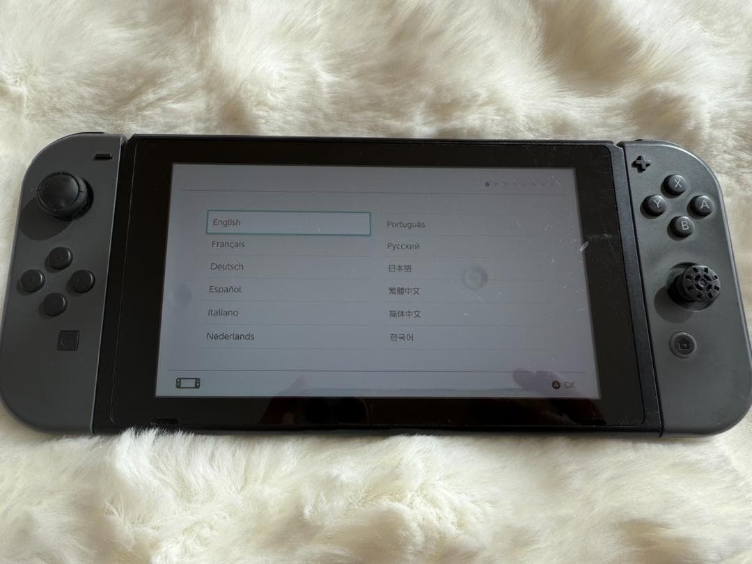 Nintendo Switch 本体 + 周辺機器