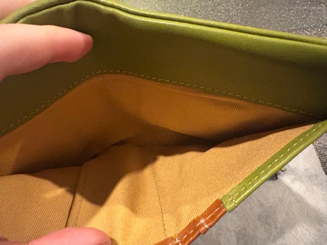 zucchero filato ズッケロ フィラート　二つ折りがま口財布