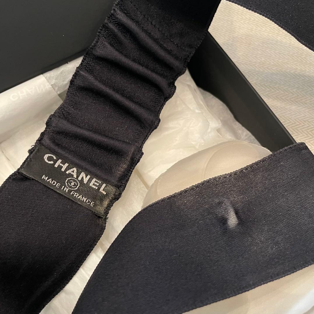 お値下げ‼️シャネル.CHANEL カメリア ヘアバンド