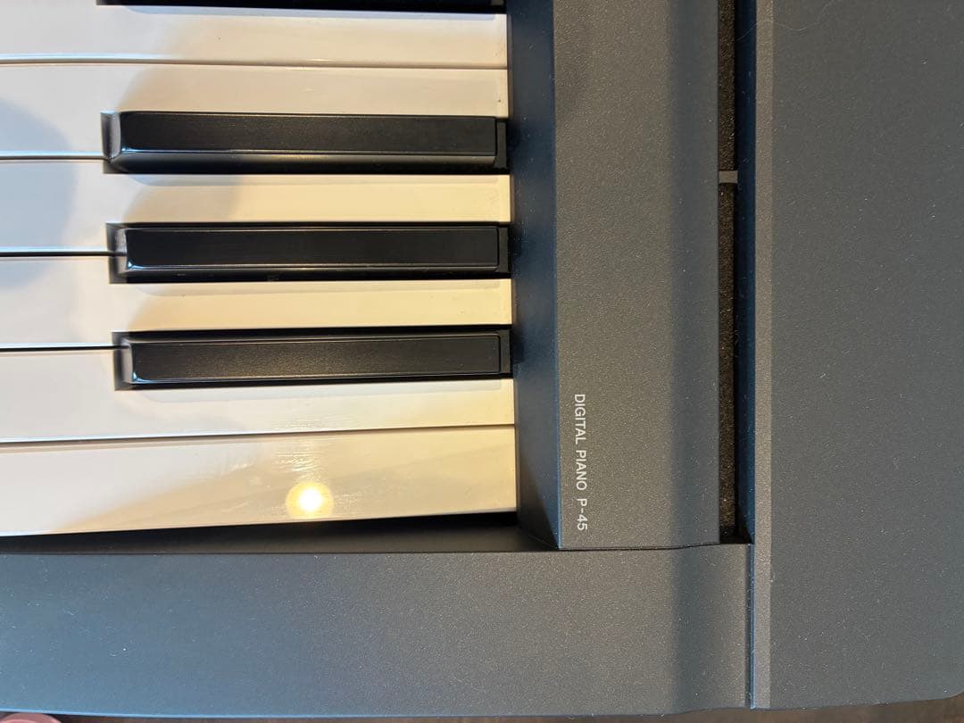 超美品　Yamaha デジタルピアノ P-45 ブラック