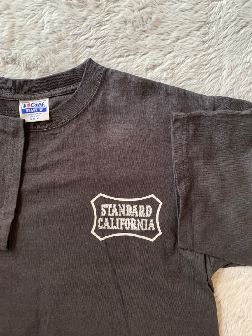 STANDARD CALIFORNIA Tシャツ