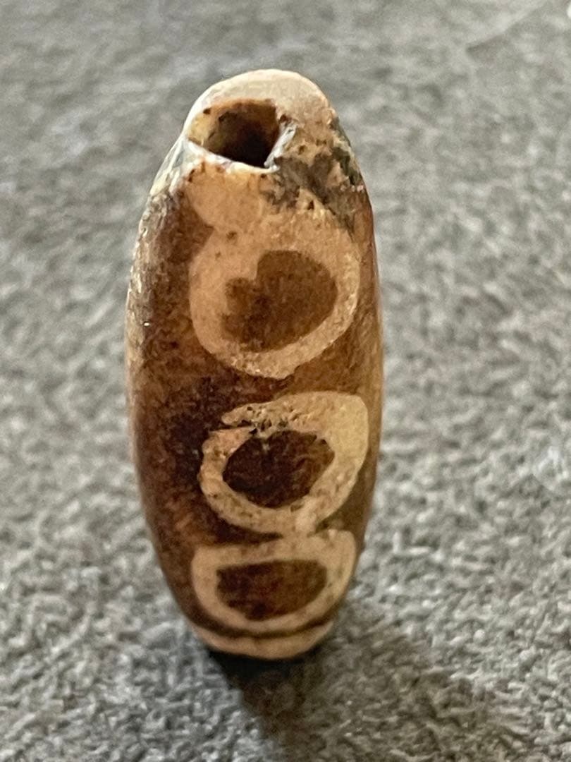 アンティーク六眼天珠　チベット　とんぼ玉　出土品