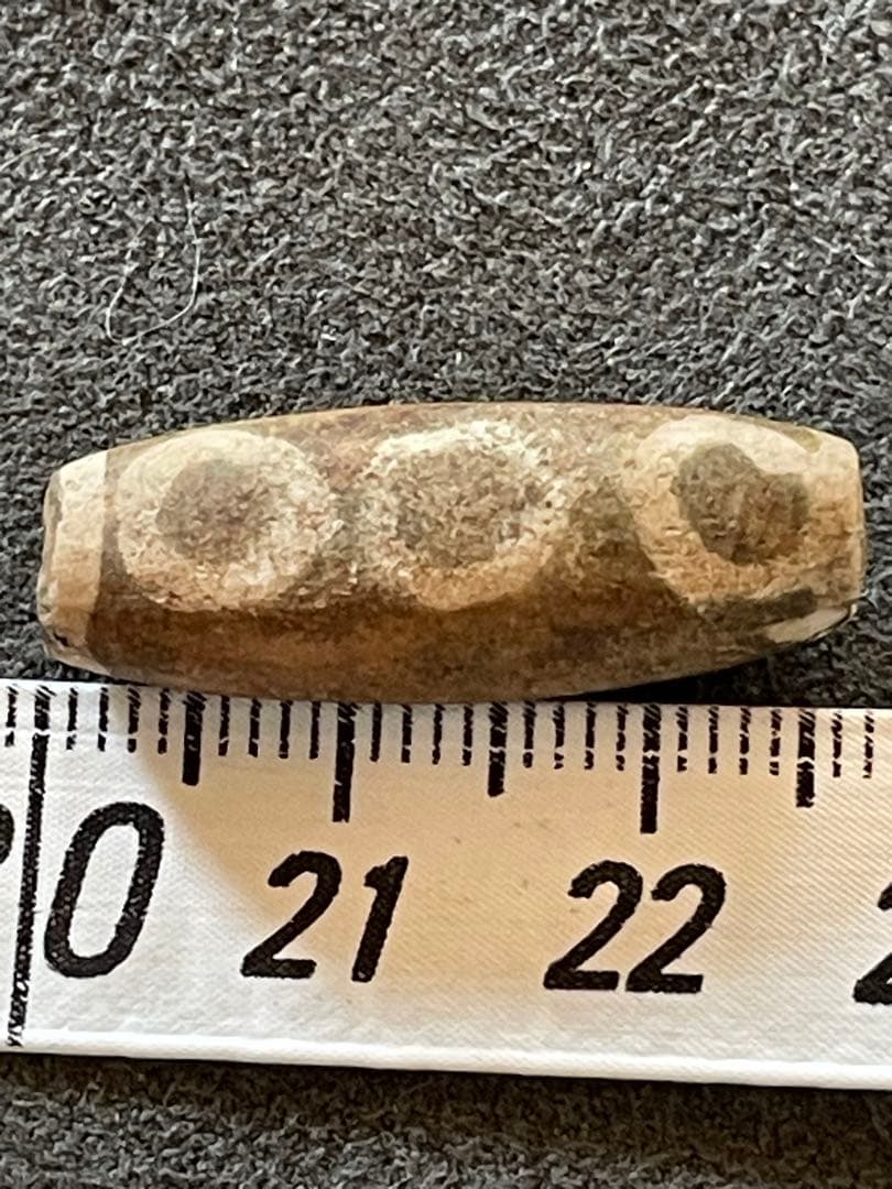アンティーク六眼天珠　チベット　とんぼ玉　出土品