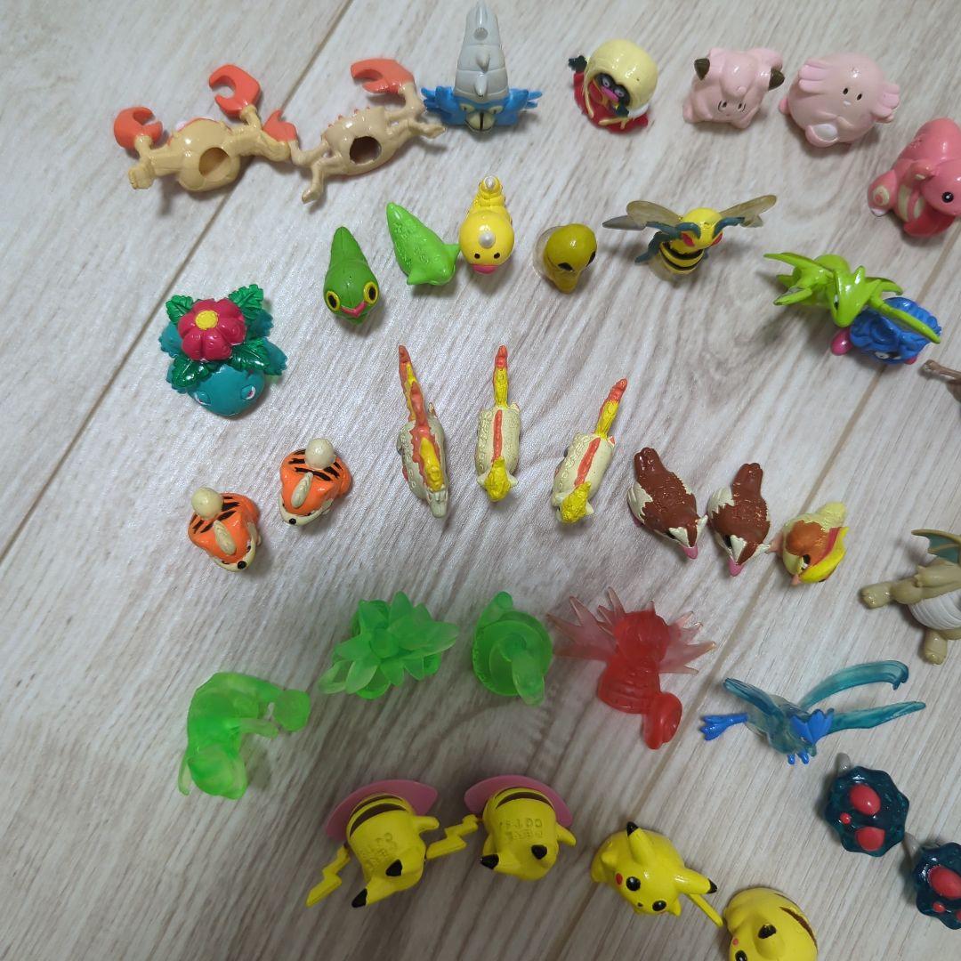 ポケモン　ガチャガチャ　フィギュア　90年代　初代　レトロ　当時物　クリア素材