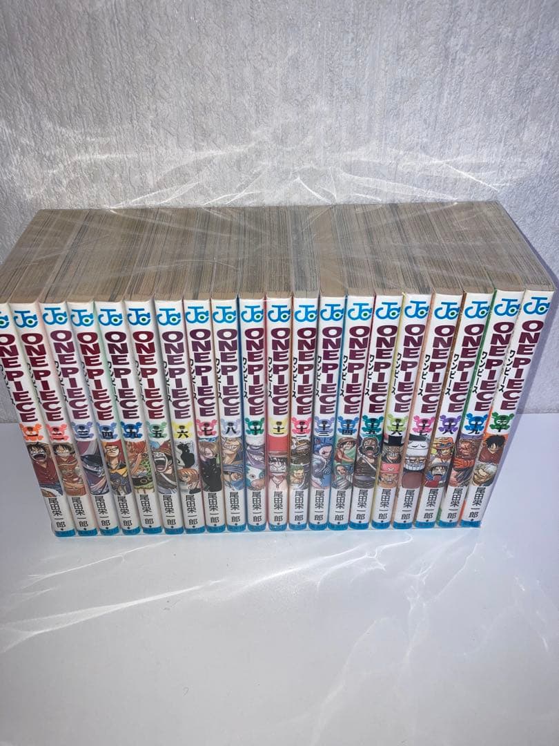 マンガ　ワンピース　全巻　1〜113巻+関連本52冊セット