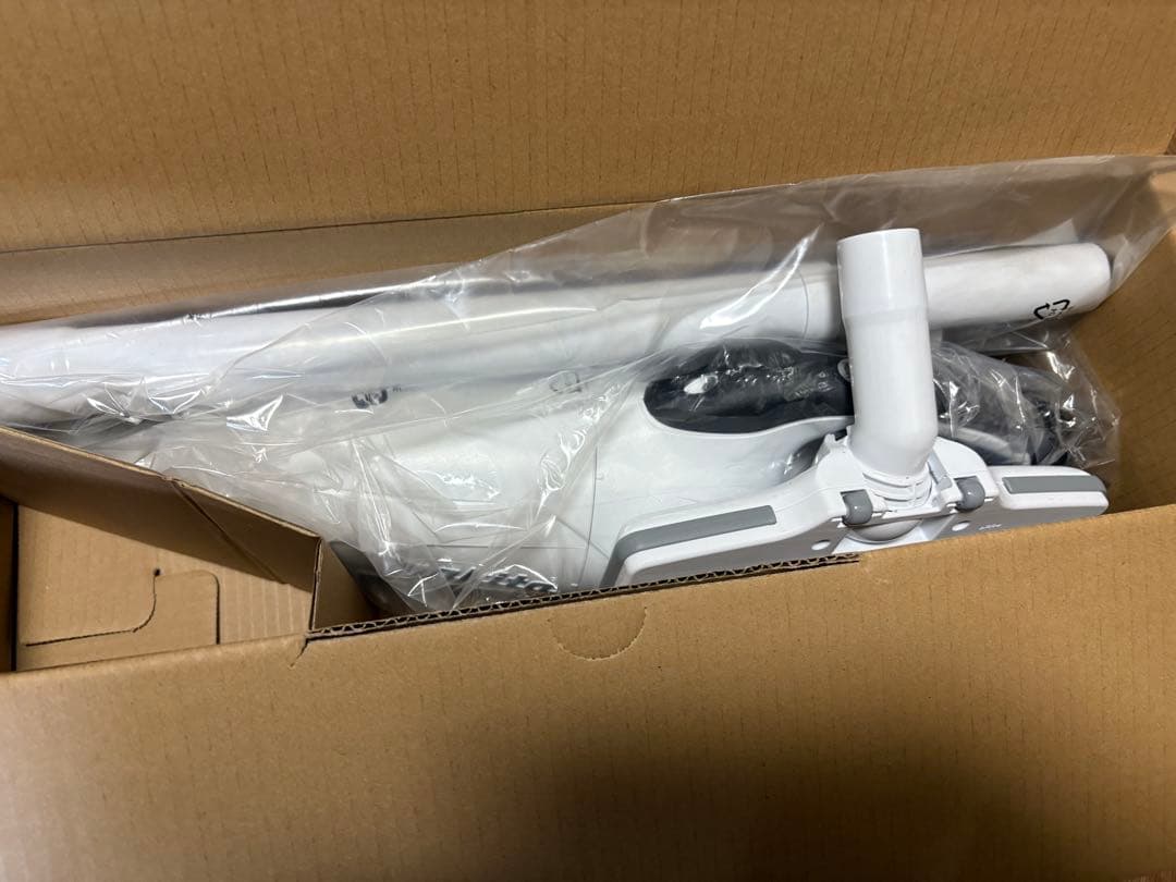 (未使用中古)マキタ 18V 充電式クリーナー掃除機