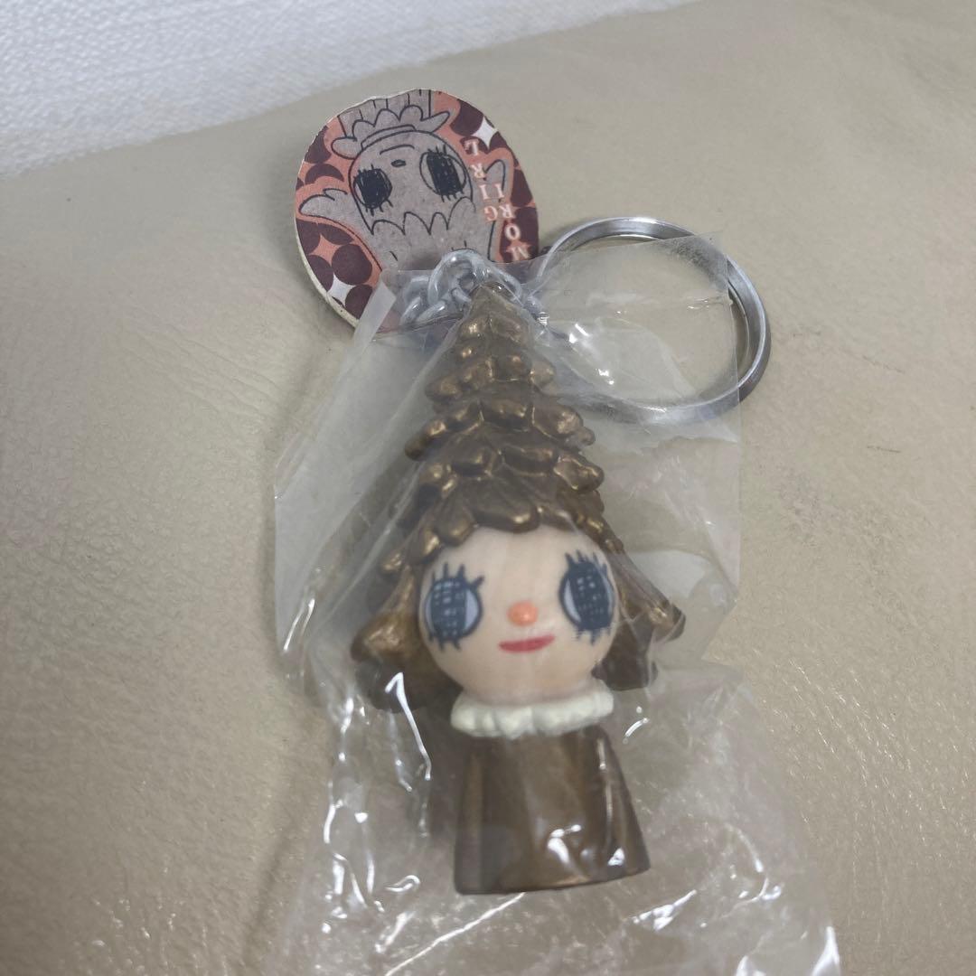 奈良美智 森ガール キーホルダー 横浜美術館限定 ゴールド 新品未開封