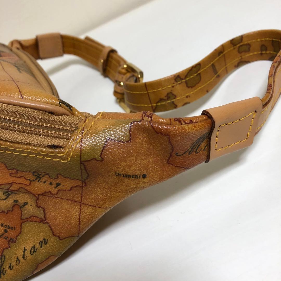 良品 プリマクラッセ ボディバッグ ウエストポーチ 地図柄 イタリア製