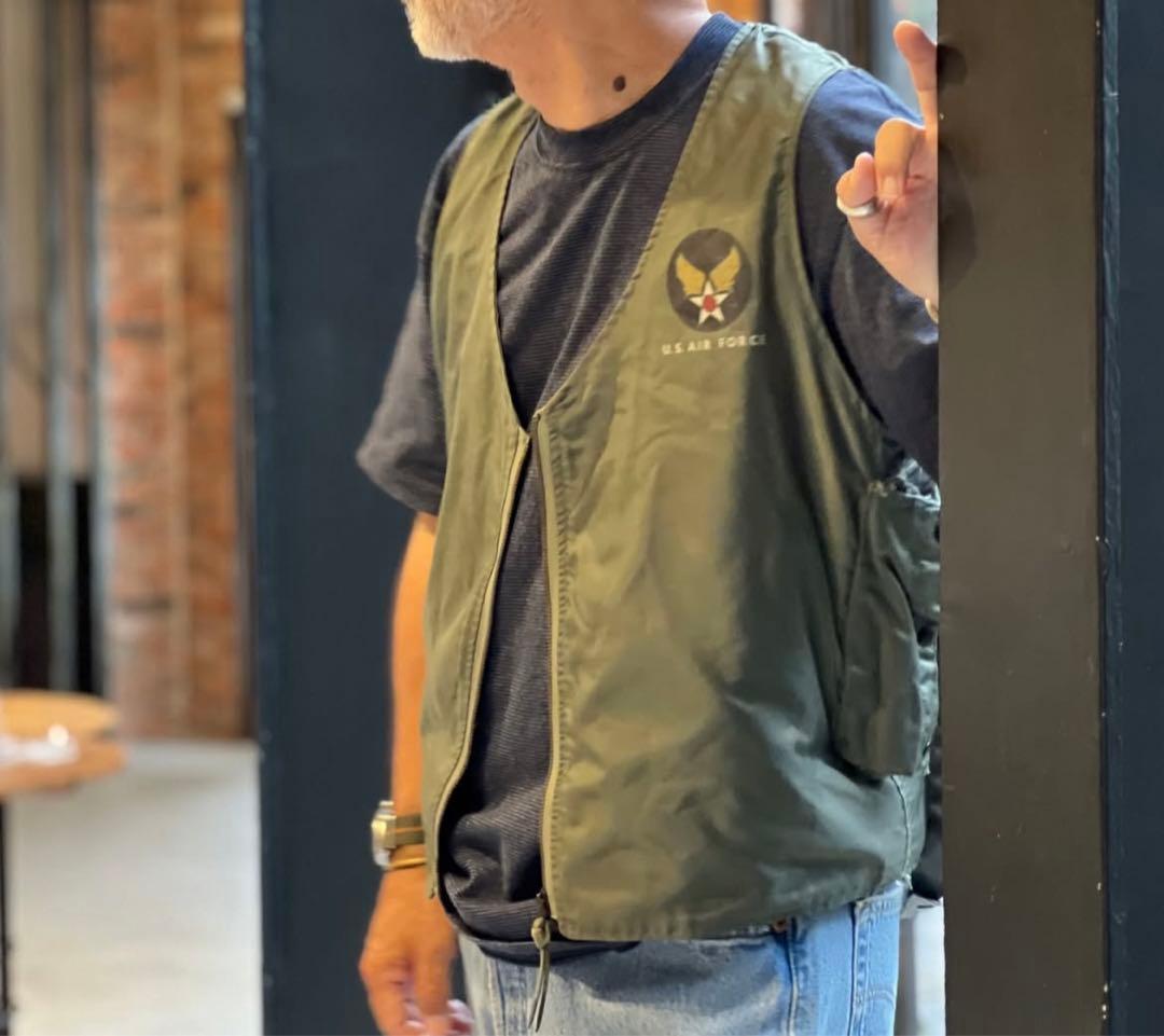 50s “ USAF E-1 RADIO VEST 【実物】TARON ZIP