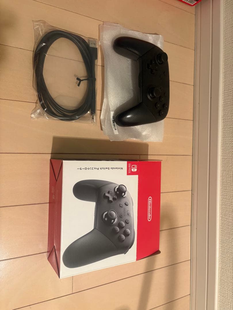 Nintendo Switch 本体 + Proコントローラー(ジャンク)