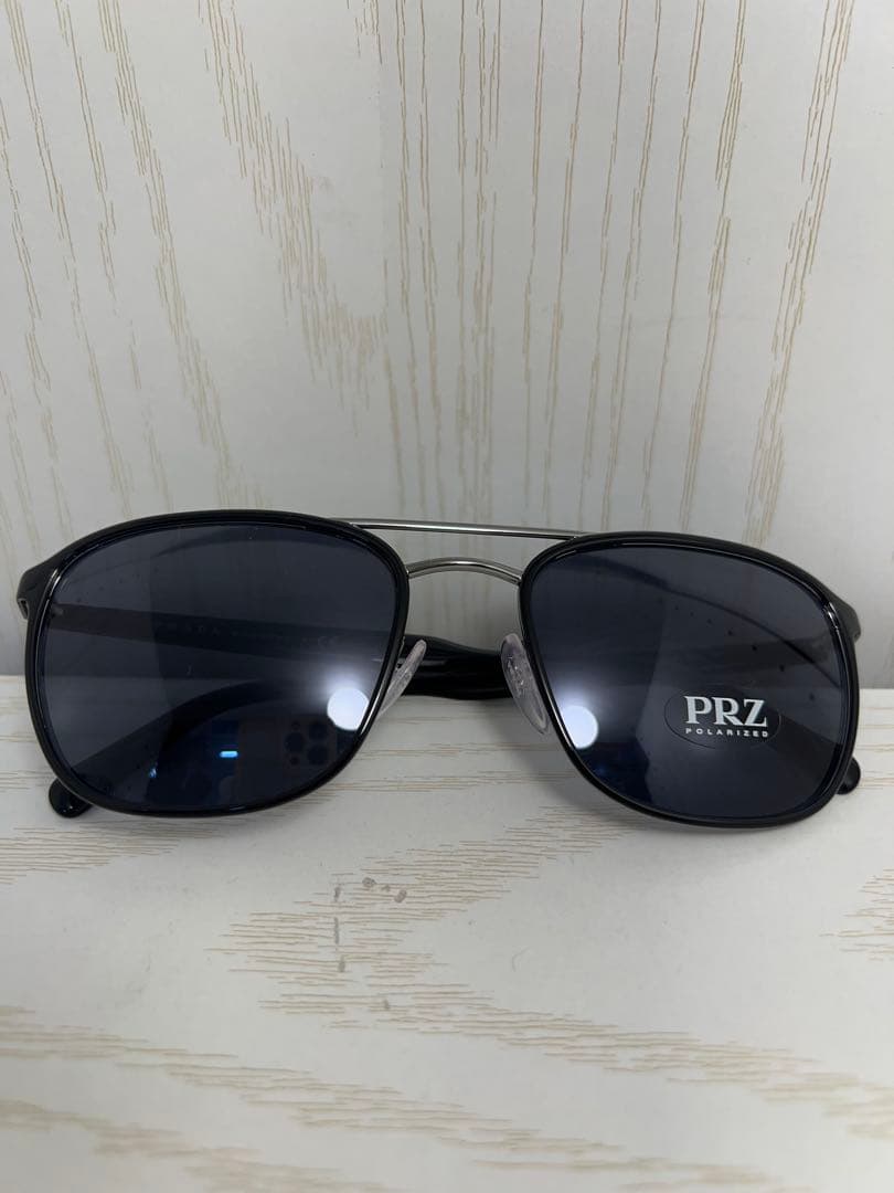 PRADA サングラス 試着のみ 極美品