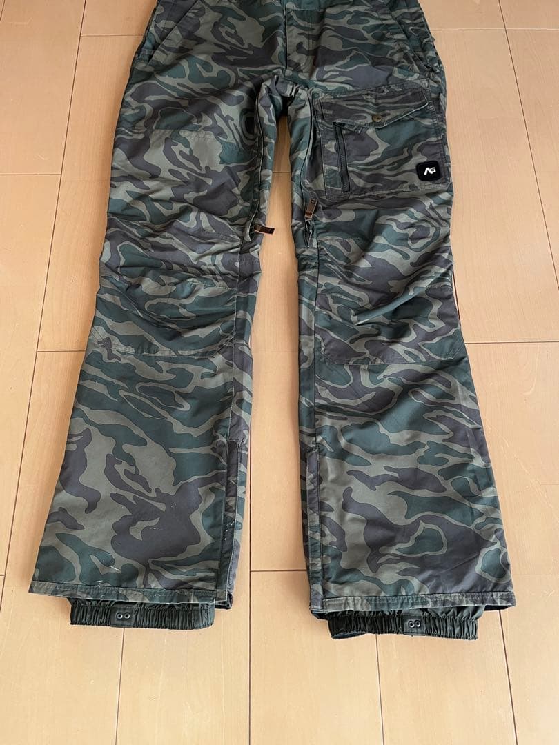 Burton ビブパンツ AG BREAKNECK BIBメンズS 迷彩