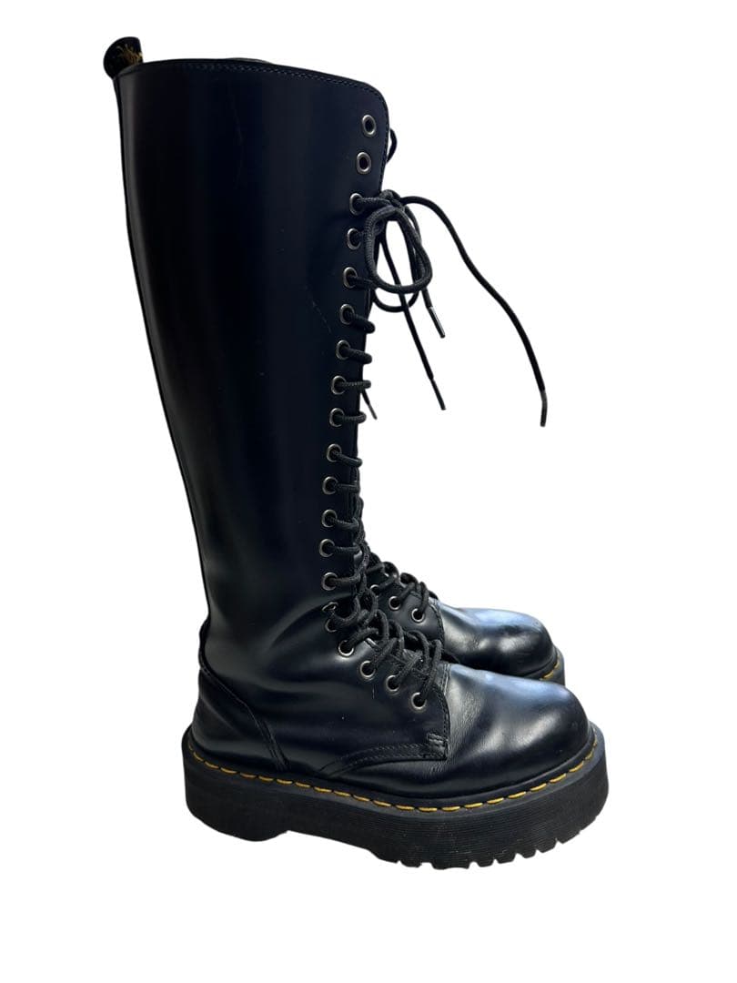 厚底 希少 23.0 ドクタマーチン 20ホールブーツ BLACK