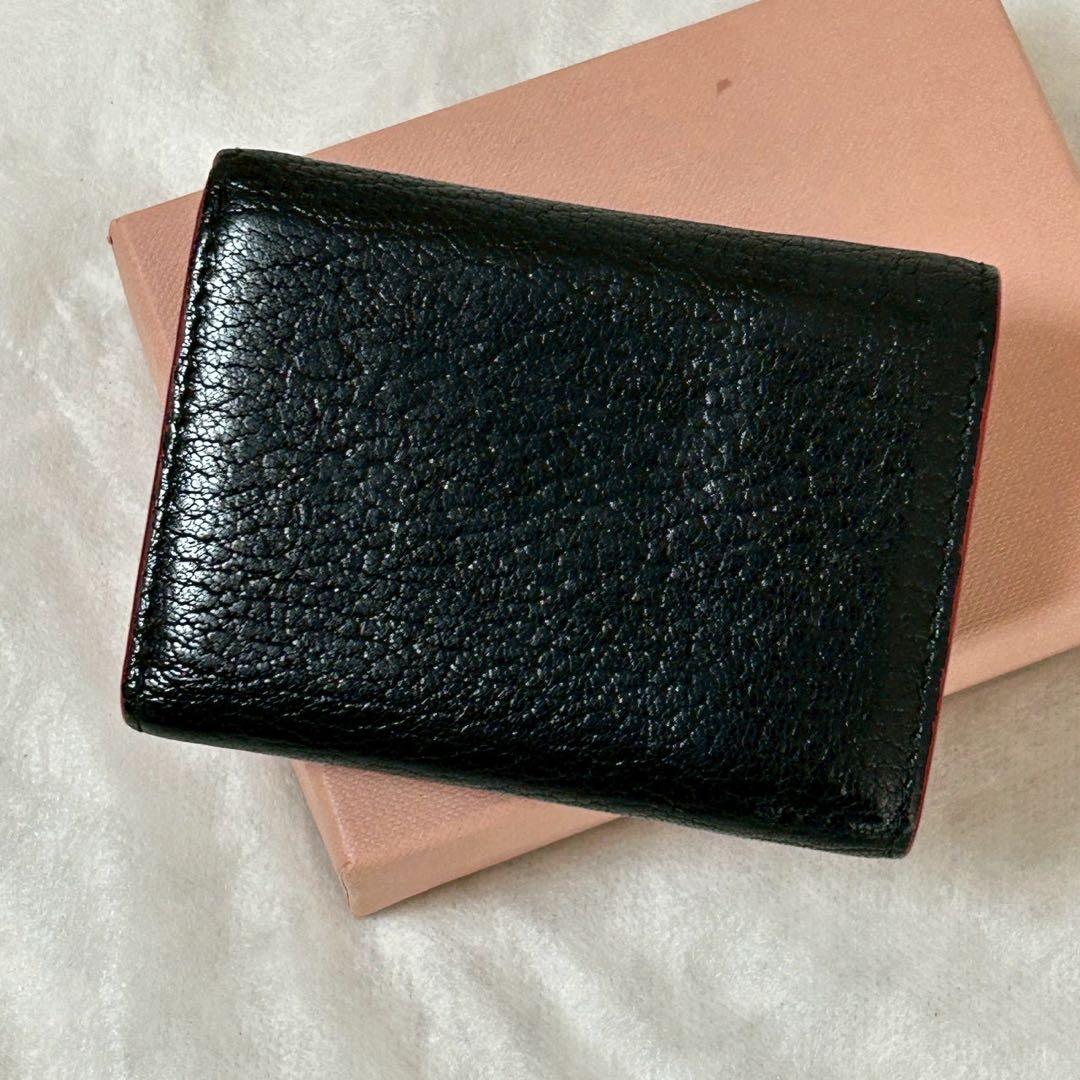 未使用級✨ミュウミュウ マドラスラブ　コンパクトウォレット　三つ折り財布