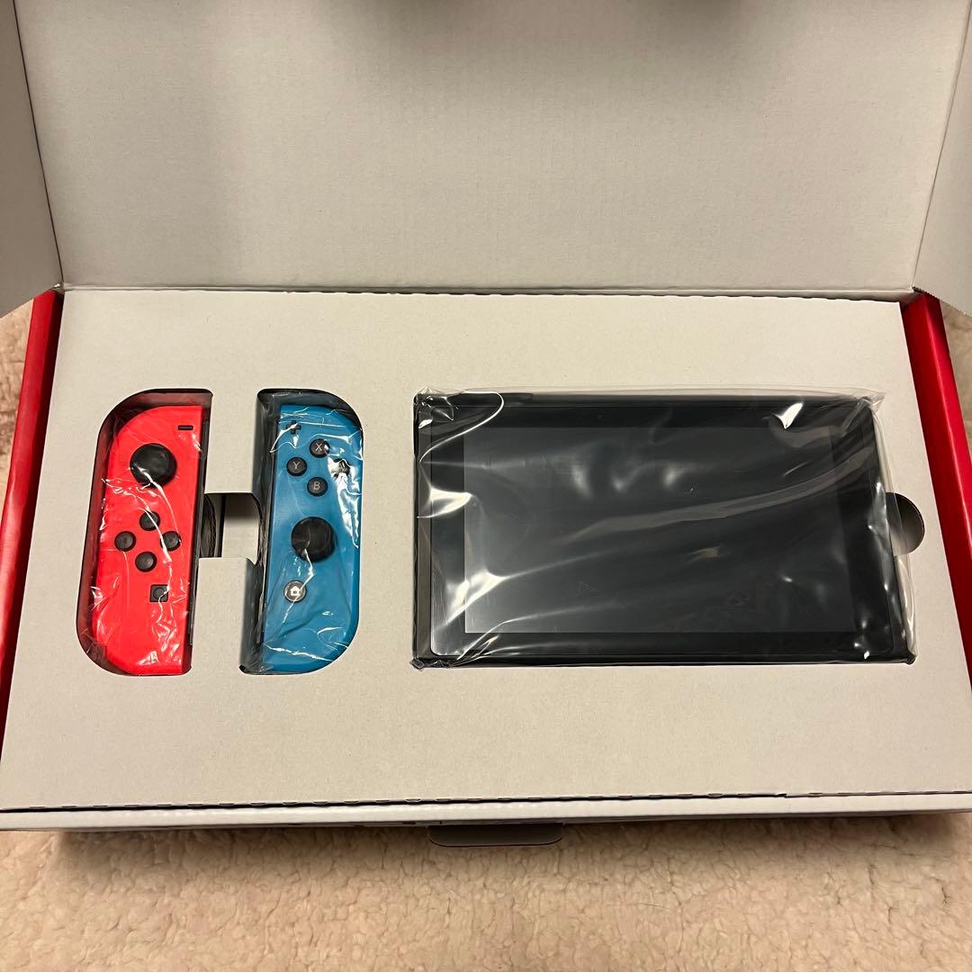 Nintendo Switch 本体 箱・付属品有り 赤/青 専用ケース付き