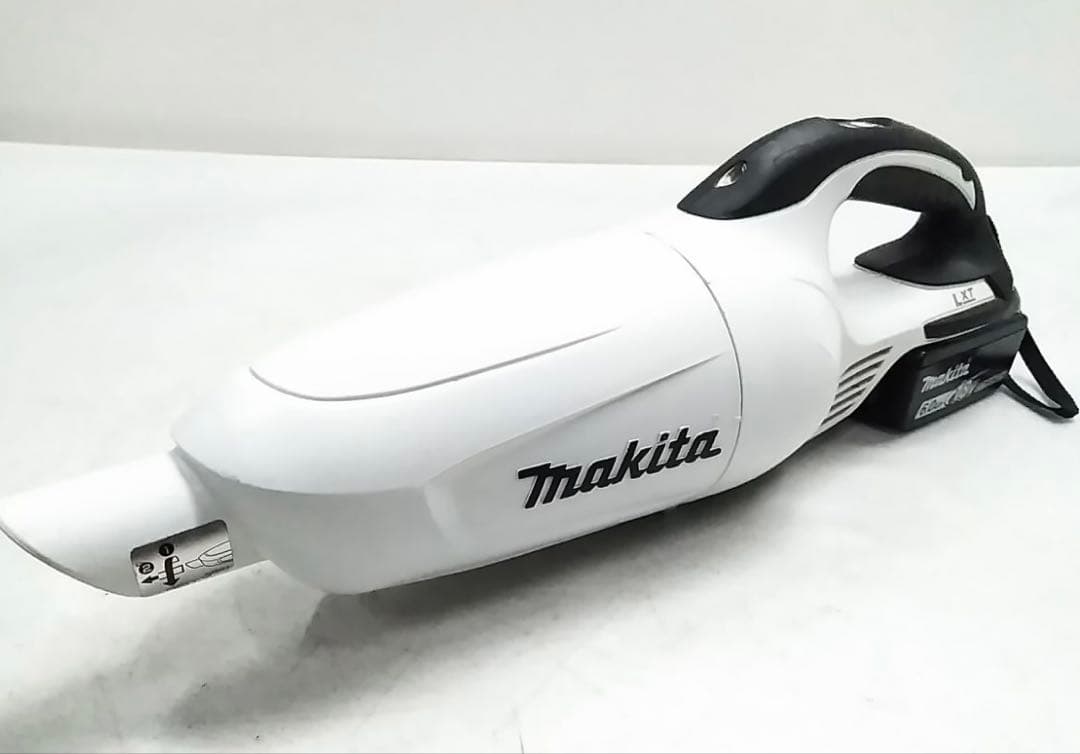 Makita 18V 掃除機 CL181FD充電式クリーナ 本体のみ￼