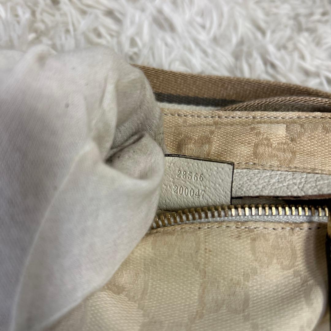 GUCCI GGキャンバス ボディバッグ ウエストポーチ　シェリーライン