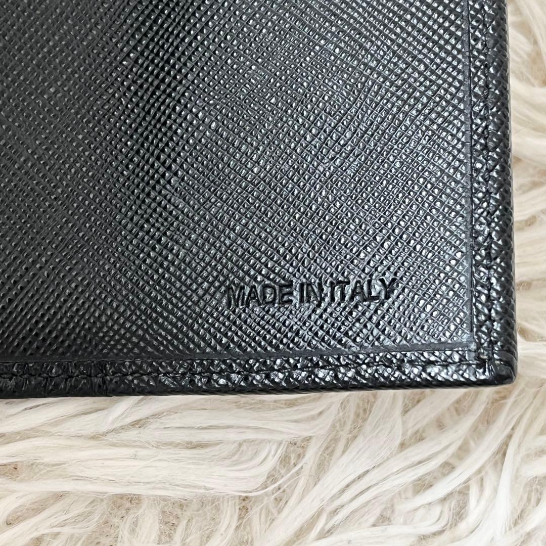 新品未使用✨　PRADA　サフィアーノトライアングル　三つ折り財布 M510A