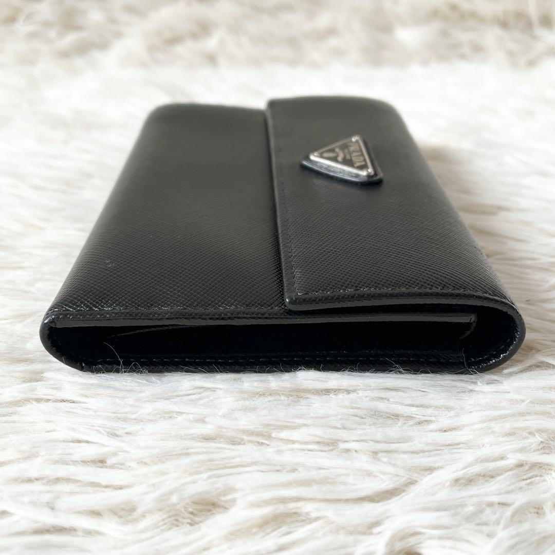 新品未使用✨　PRADA　サフィアーノトライアングル　三つ折り財布 M510A