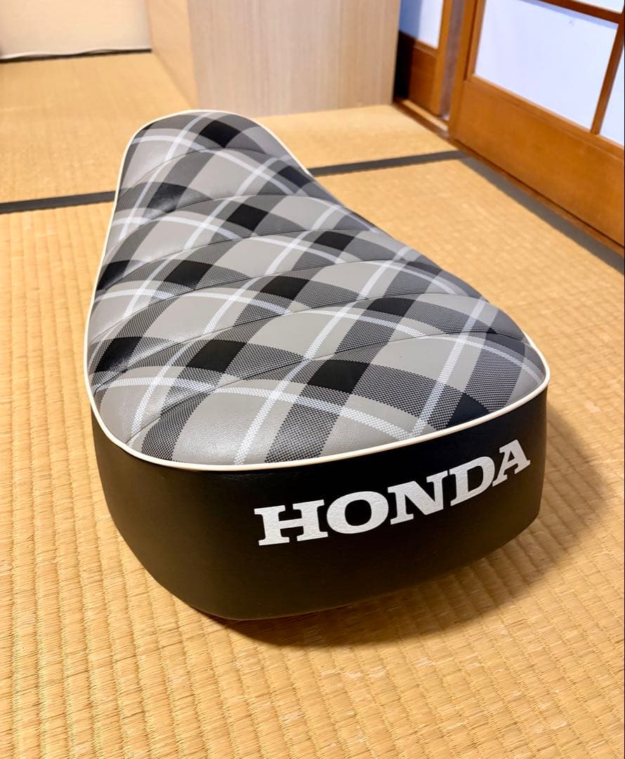 【極美品】モンキー125 純正 チェック柄シート