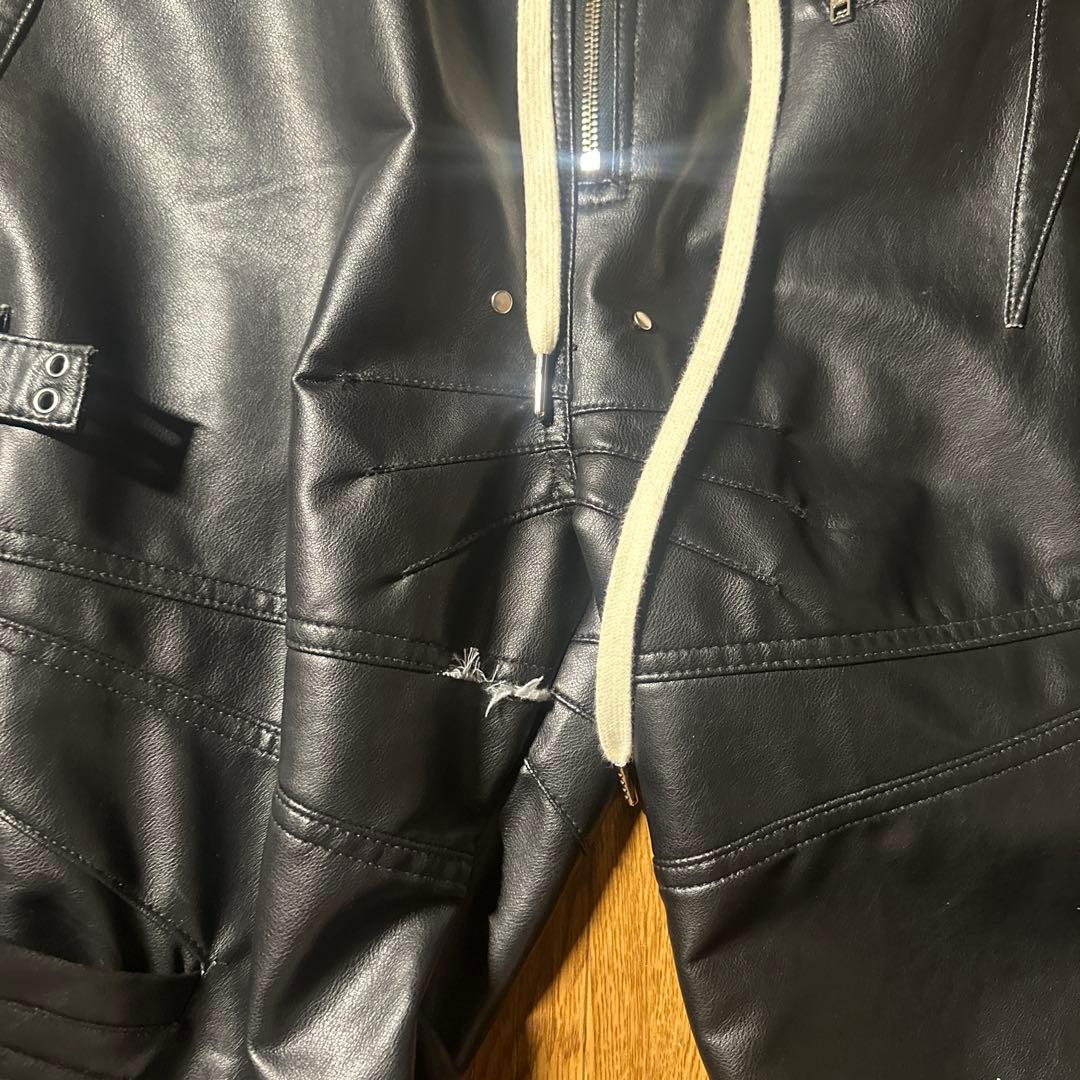 cozyworldwide レザーカーゴパンツ