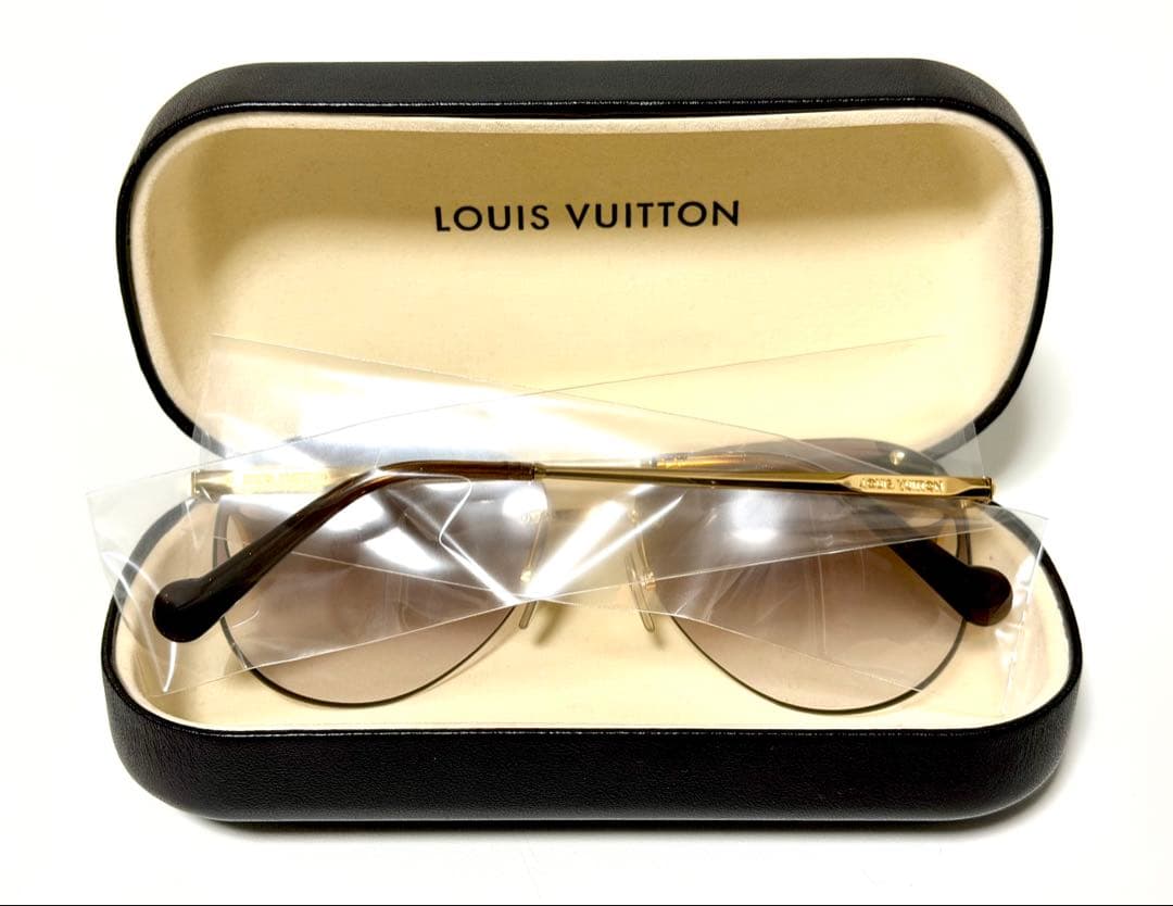 ■Bearcat■⚜️LOUIS VUITTON⚜️サングラス フラワー