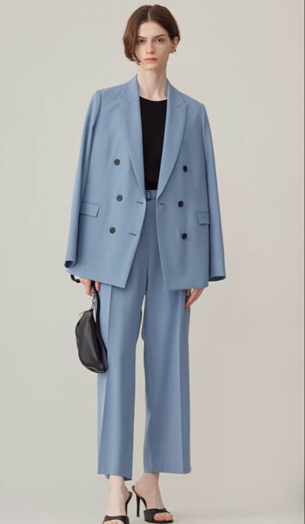 極美品✨アイシービー　L サイズ4 ストレッチダブルブレストジャケット　ブルー