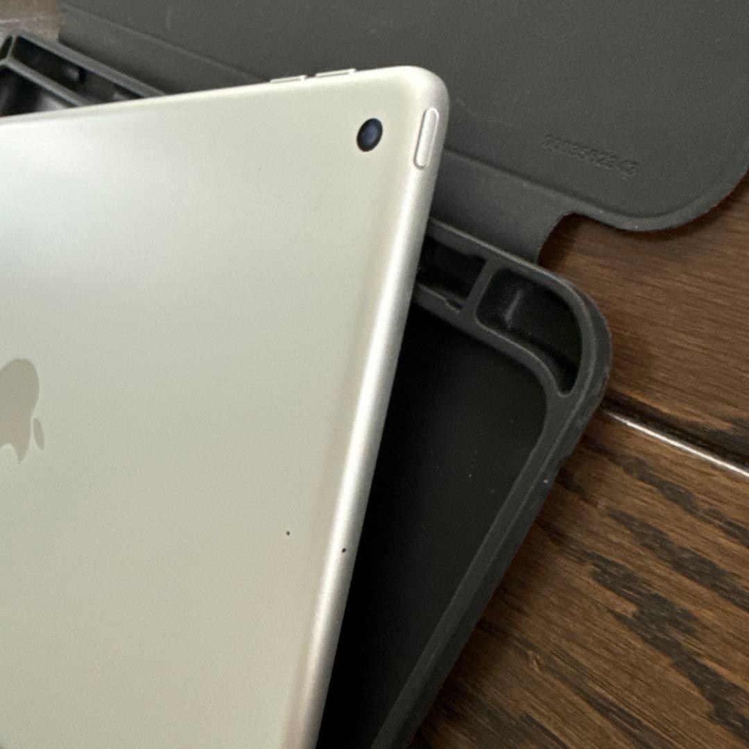 Apple iPad 第9世代　シルバー
