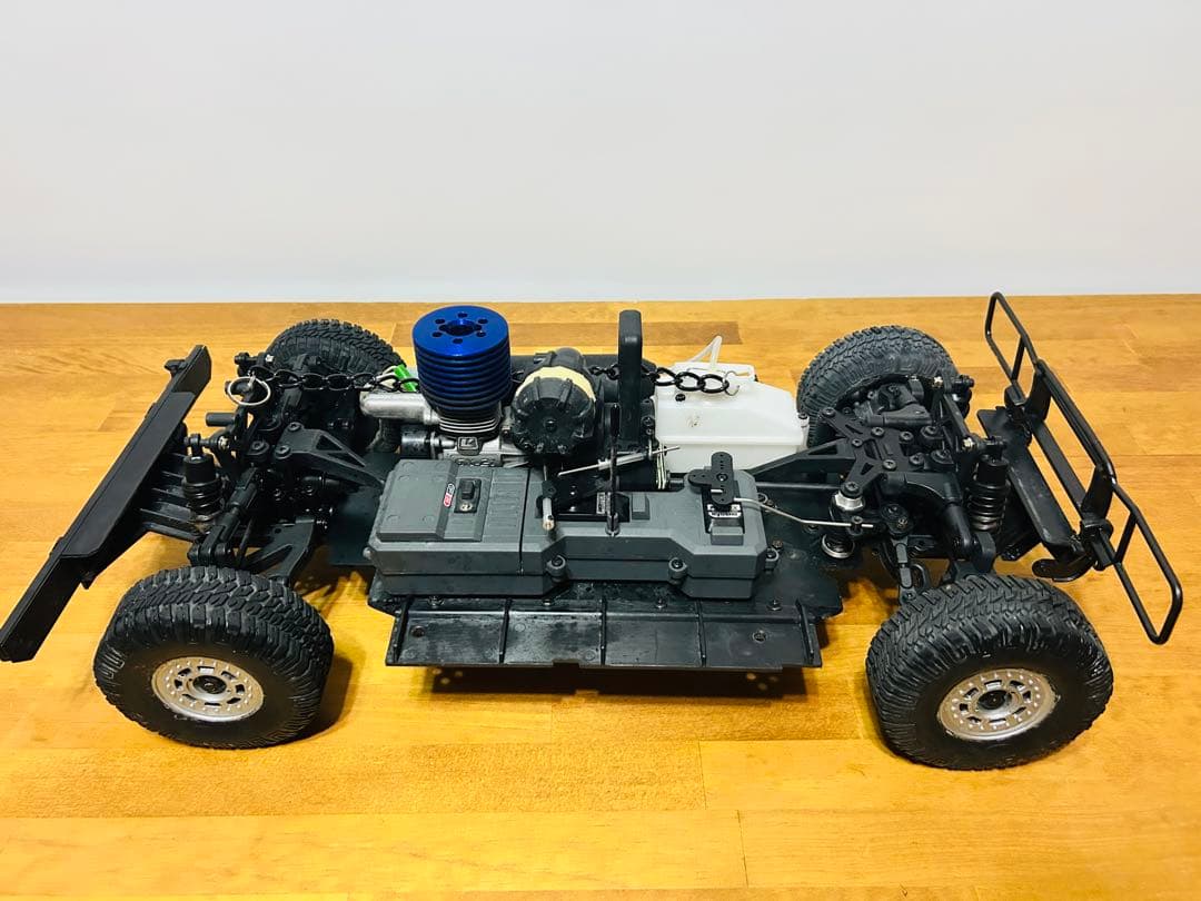 デアゴスティーニ 1/8 ハマーH1 エンジンラジコン オリーブドラブ