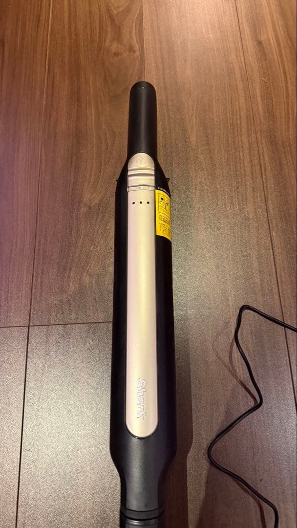 Shark スティッククリーナー 本体 充電スタンド付き