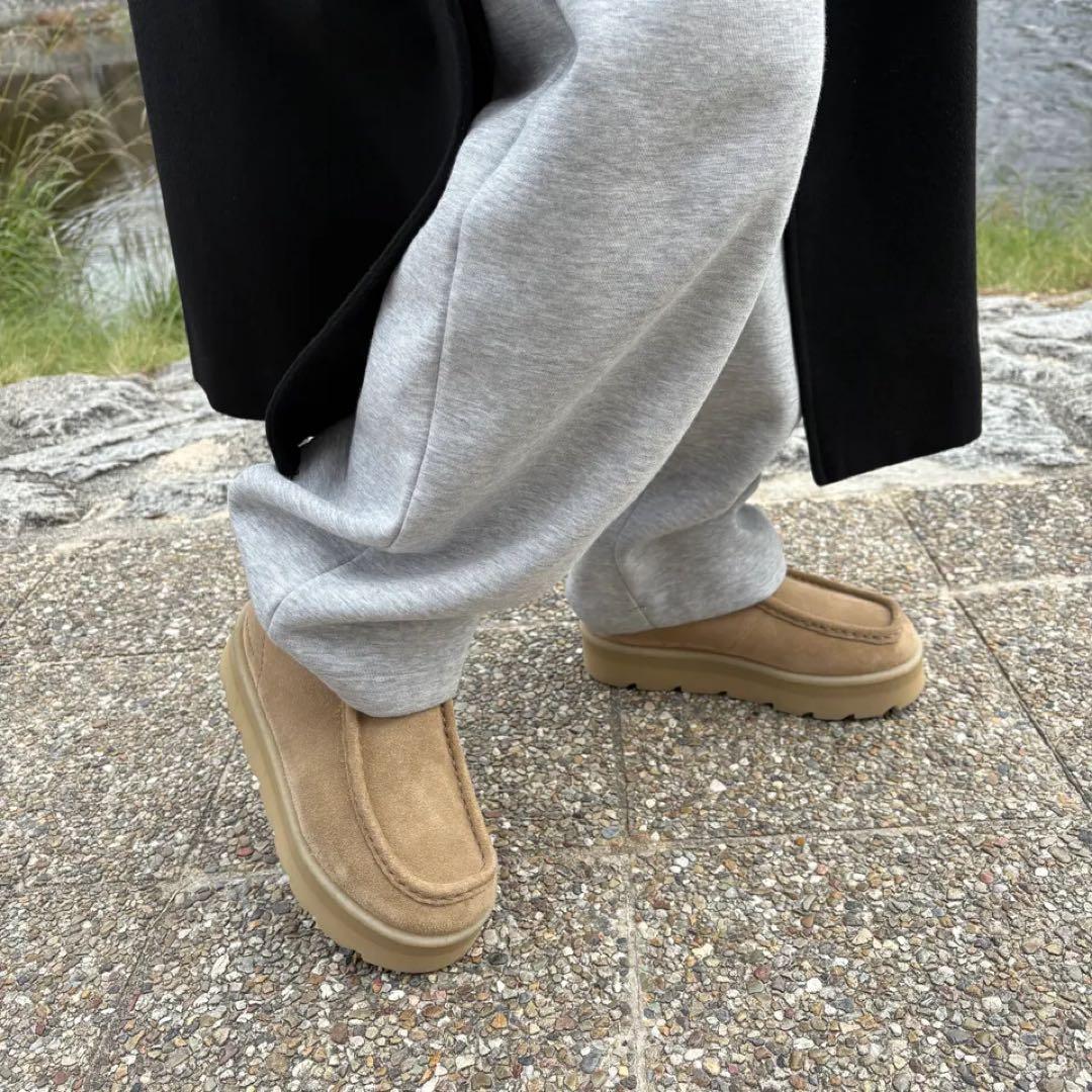 Clarksクラークスメアルーイ厚底ショートブーツ23cm未使用