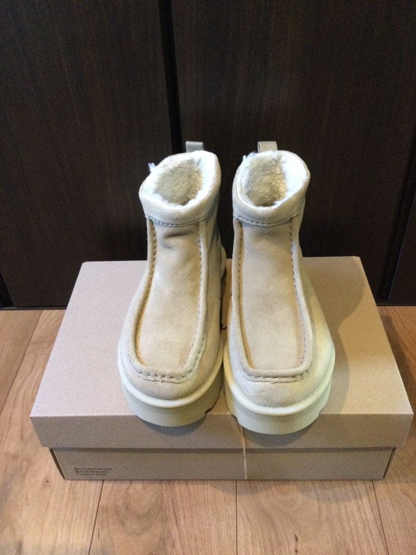 Clarksクラークスメアルーイ厚底ショートブーツ23cm未使用