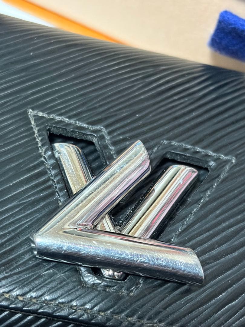 【最終価格】LOUIS VUITTON エピ ポルトフォイユ ツイスト