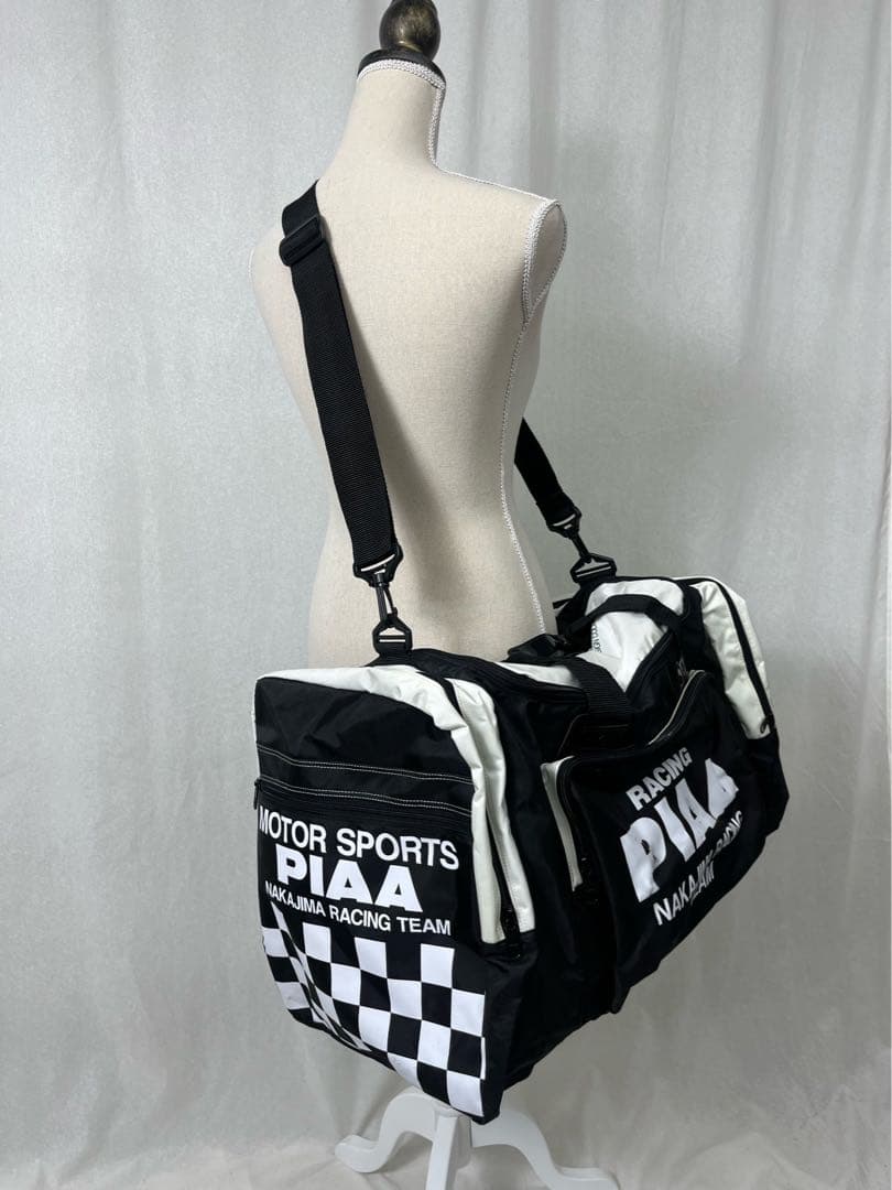 Q33 RACING TEAM PIAA ボストンバッグ 大容量 カバン