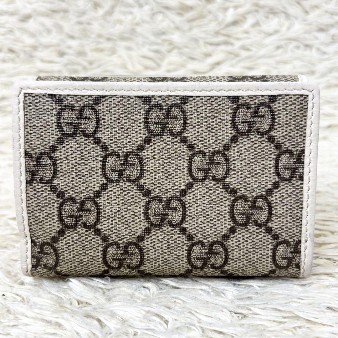 【美品】グッチ 三つ折り財布 GGスプリーム ホースビット コンパクトウォレット