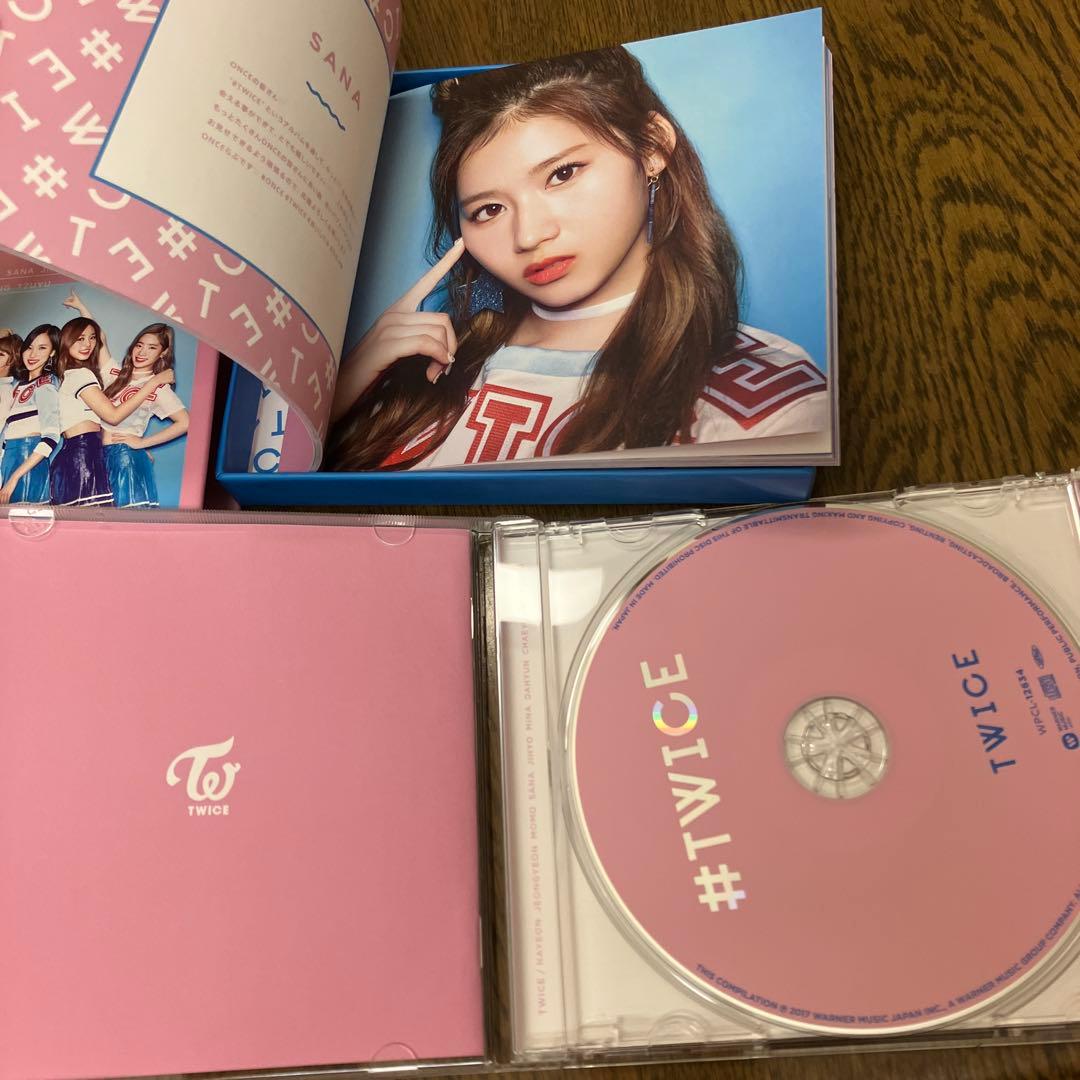 #TWICE 初回限定盤A 美品 CD＋80p写真集＋IDカード・トレカ付