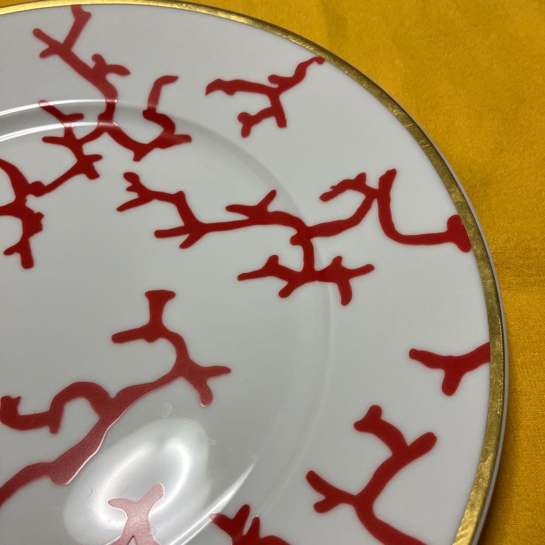 レイノー赤い珊瑚模様プレート×ハウス食品100周年コラボ品