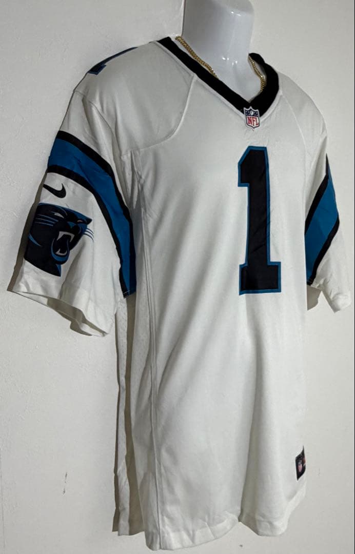 ナイキ 半袖NFL カロライナ・パンサーズ ユニフォーム 白系 XLサイズ