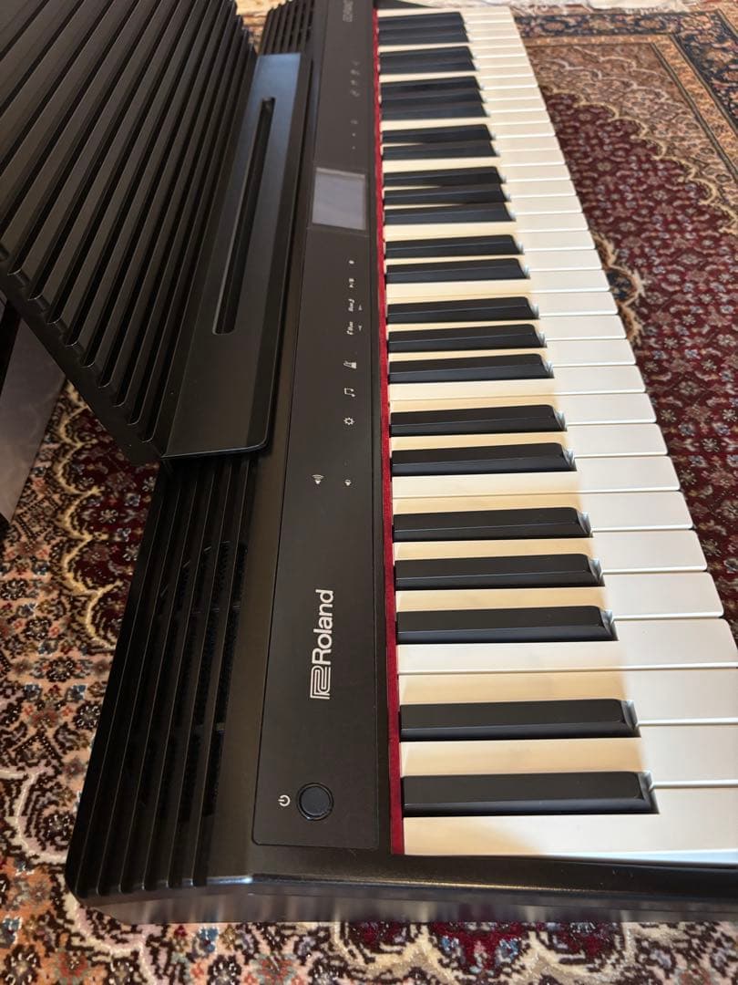 ローランドRoland GO:PIANO61（GO-61P） 2024年製　美品