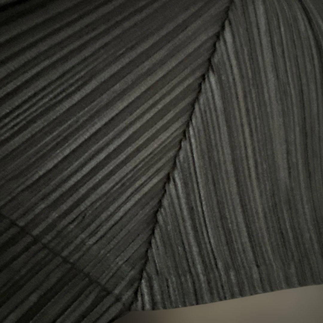ISSEY MIYAKE ブラックカーディガン