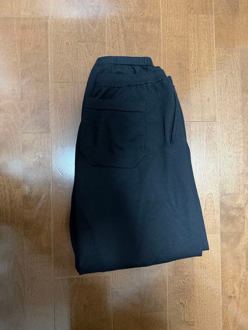 【美品タグ付】COMOLI ウールニットパンツ　サイズ1