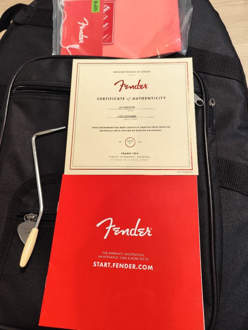美品　FENDER American performer hss ストラト