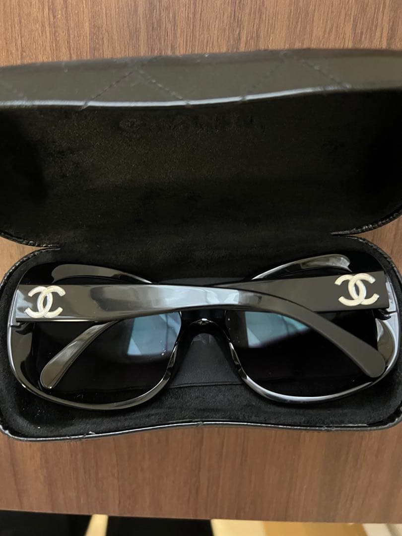 未使用　CHANEL サングラス