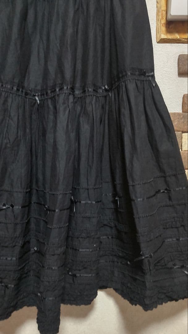 お値下げ！ピンクハウス、黒のフレアスカート リボン付き