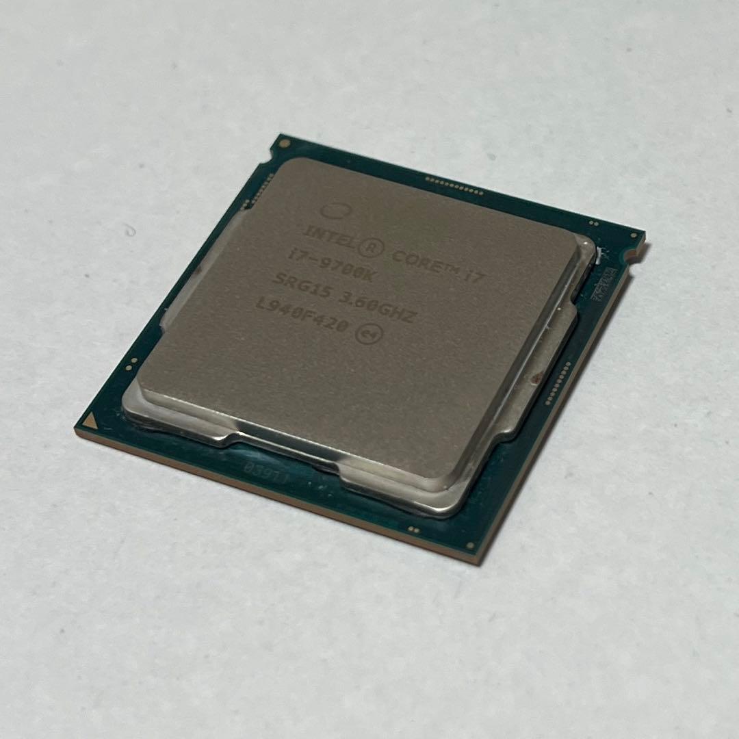 Intel core i7 9700k 中古　動作確認済み