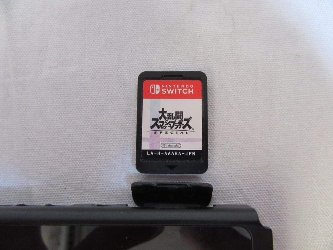 ら*ら様 Switch本体・周辺機器 ジョイコン2つ ドック ケーブル スマブラ