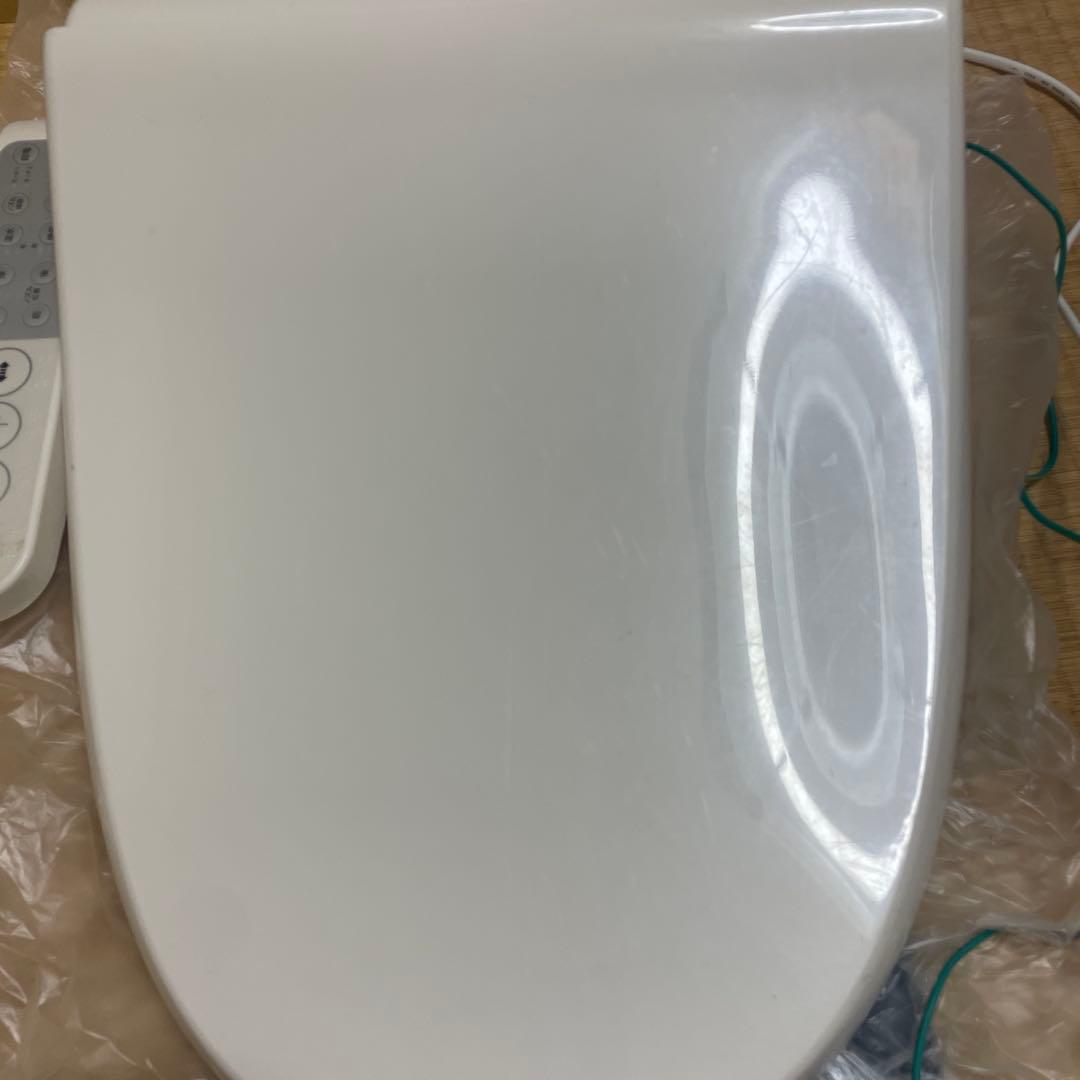 東芝温水洗浄便座 SCS-TCK1000